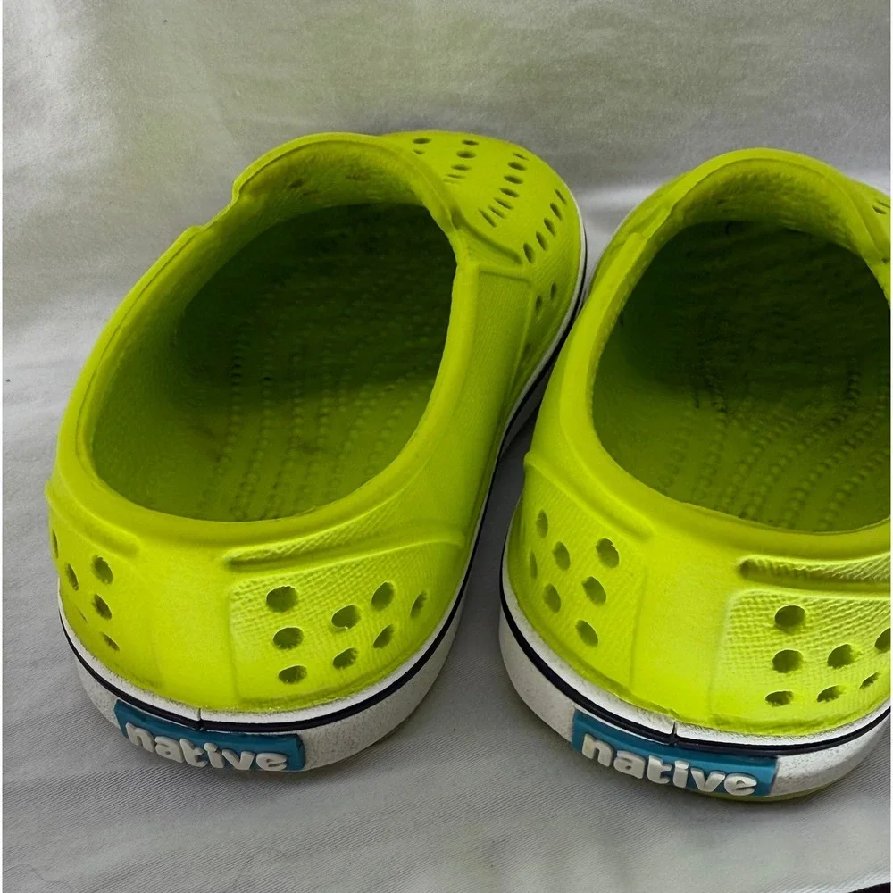 Native Kids‎ Shoes Miles Slip-On sneakers in Grasshopper Green/Shell White C4